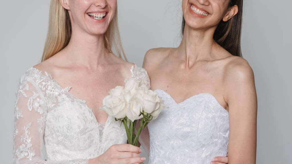 Kabarık etekli gelinlik tasarımları